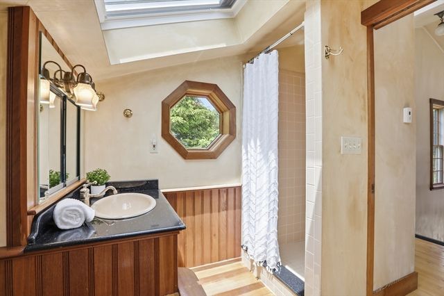 15 Thornberry Rd, Winchester, MA 01890