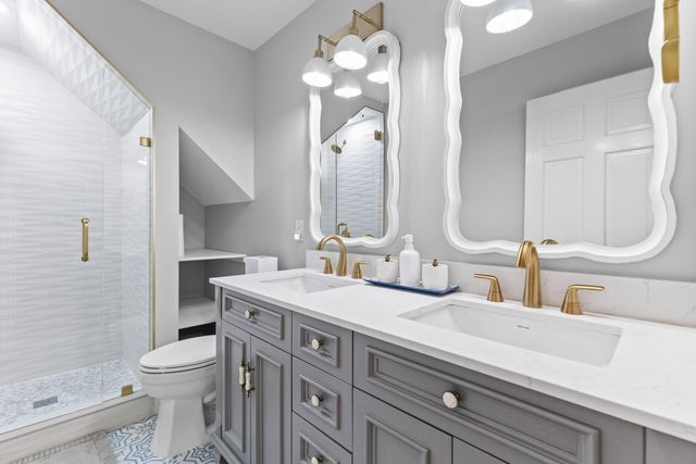 146 Broad Street B, Charleston, SC 29401