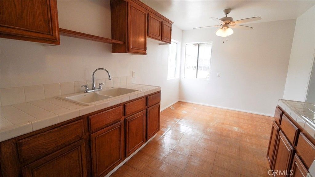 Image 14 of property listing at 907 E Francis, La Habra, CA 90631