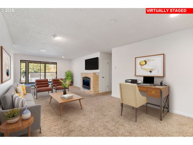 45 EAGLE CREST Dr 501, Lake Oswego, OR 97035