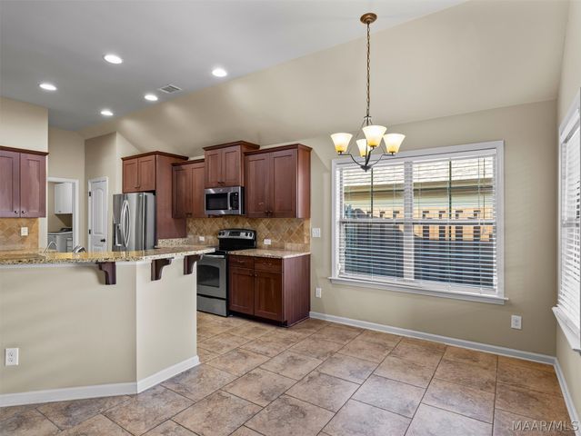 8848 Pemberton Park, Montgomery, AL 36117