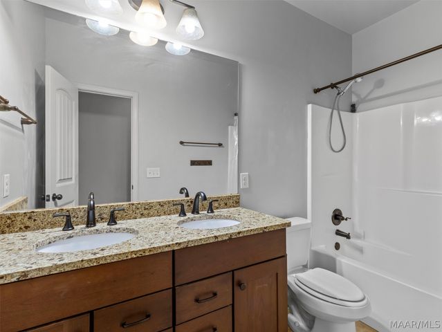 8848 Pemberton Park, Montgomery, AL 36117