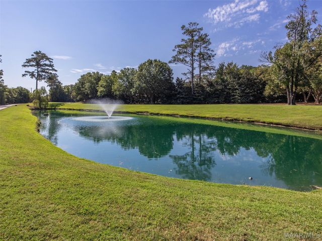 8848 Pemberton Park, Montgomery, AL 36117