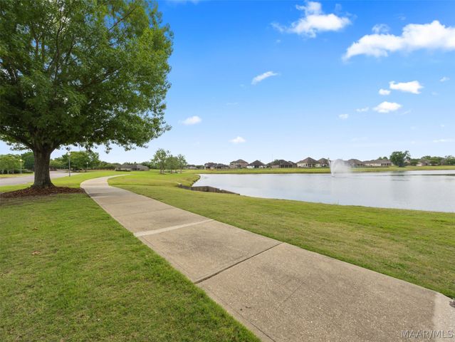 8848 Pemberton Park, Montgomery, AL 36117