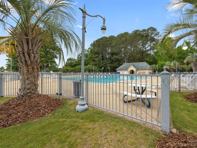 8848 Pemberton Park, Montgomery, AL 36117