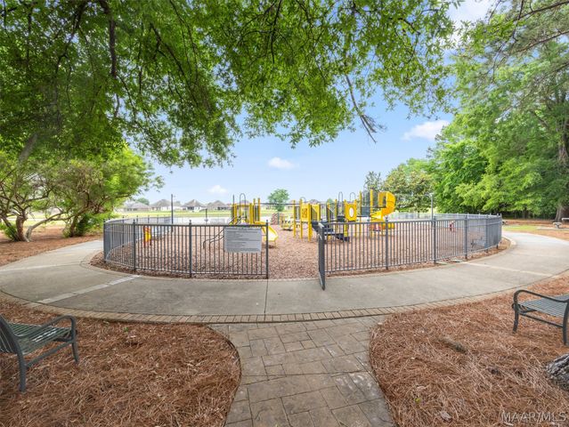 8848 Pemberton Park, Montgomery, AL 36117