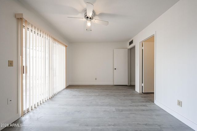 2260 W FREMONT Drive, Tempe, AZ 85282