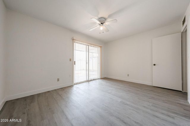2260 W FREMONT Drive, Tempe, AZ 85282