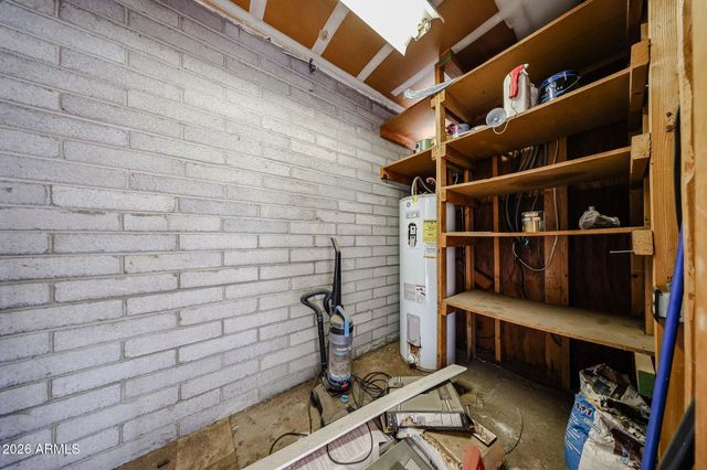 2260 W FREMONT Drive, Tempe, AZ 85282