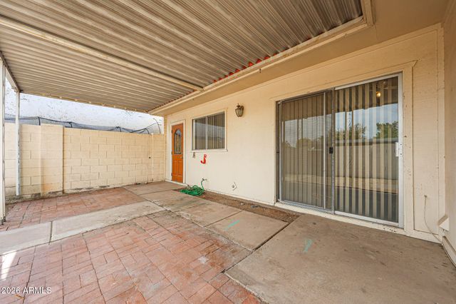 2260 W FREMONT Drive, Tempe, AZ 85282