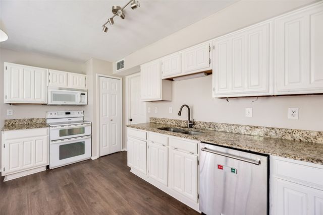 11136 Mccree Road, Dallas, TX 75238