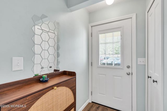 310 Larkspur Lane, Jackson, NJ 08527