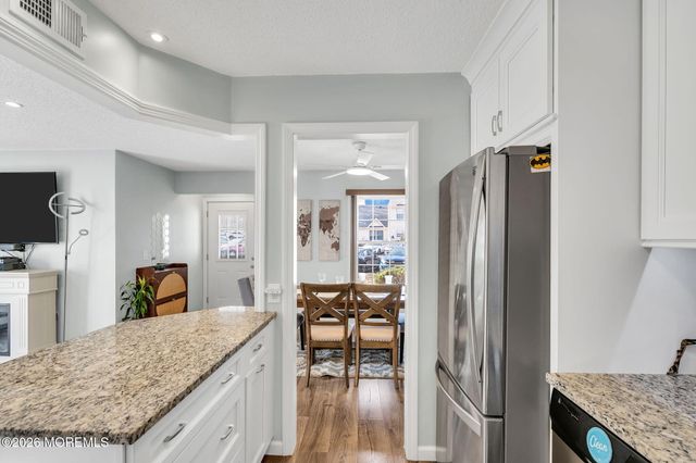 310 Larkspur Lane, Jackson, NJ 08527