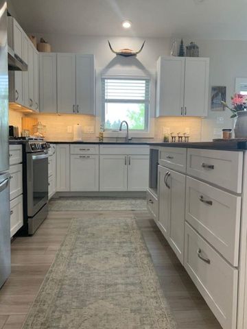 1139 Fairway Drive, Lake Isabella, MI 48893
