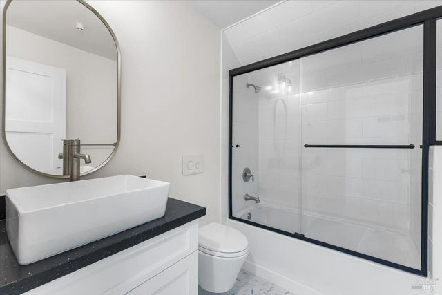 127 Pleasant Ave, Santa Rosa, CA 95403