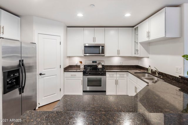 945 E PLAYA DEL NORTE Drive 5022, Tempe, AZ 85288