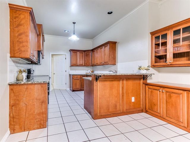 15524 Swallowtail Drive, Edmond, OK 73013