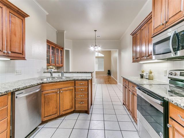 15524 Swallowtail Drive, Edmond, OK 73013