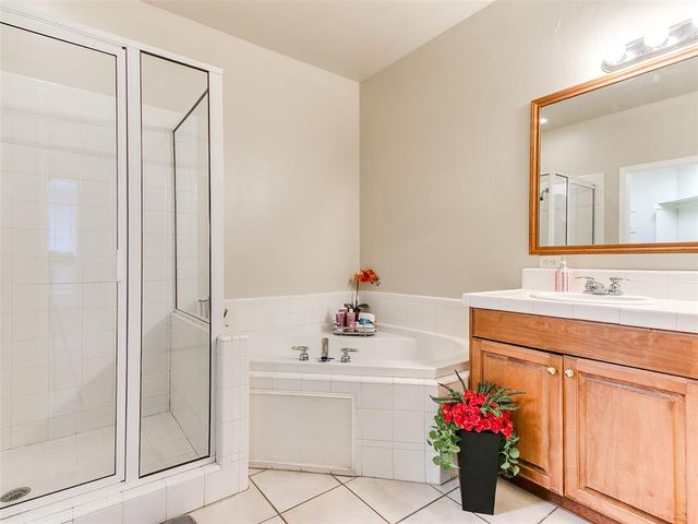 15524 Swallowtail Drive, Edmond, OK 73013