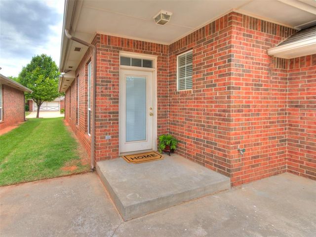 15524 Swallowtail Drive, Edmond, OK 73013