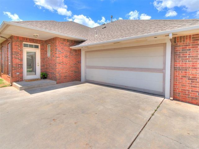 15524 Swallowtail Drive, Edmond, OK 73013