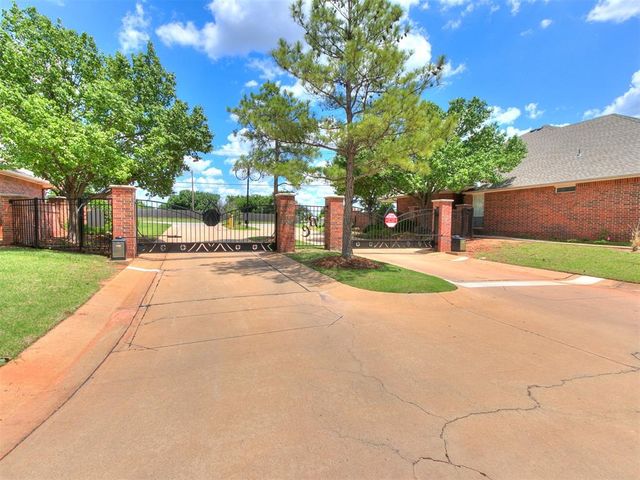 15524 Swallowtail Drive, Edmond, OK 73013