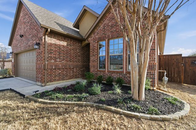 3202 Peakview Drive, Corinth, TX 76210
