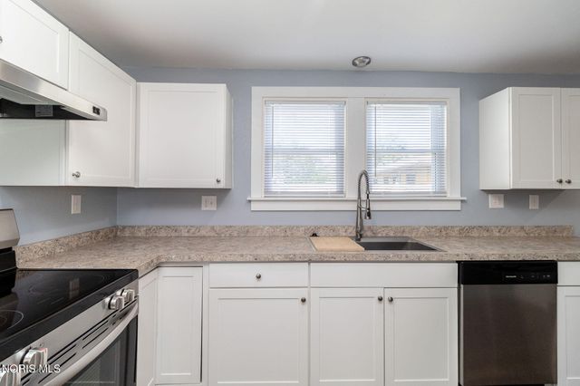 6637 Convent Boulevard, Sylvania, OH 43560