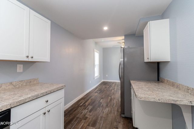 6637 Convent Boulevard, Sylvania, OH 43560
