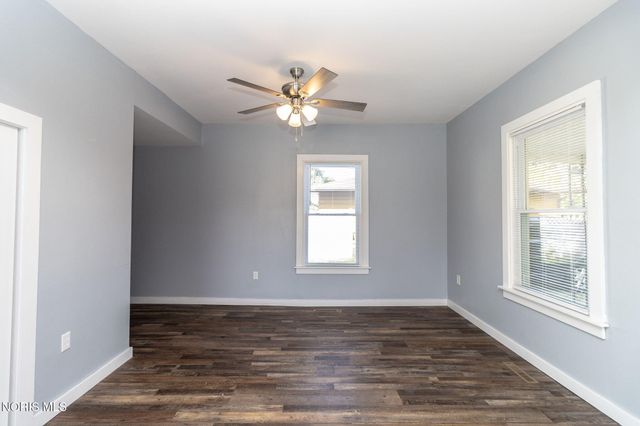 6637 Convent Boulevard, Sylvania, OH 43560