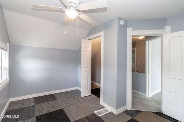 6637 Convent Boulevard, Sylvania, OH 43560