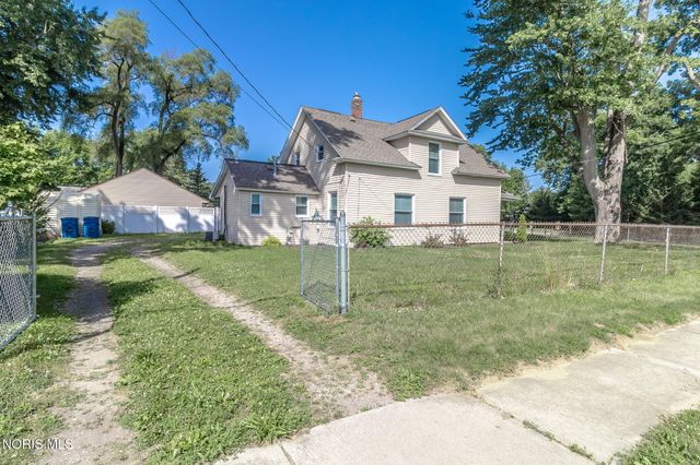 6637 Convent Boulevard, Sylvania, OH 43560