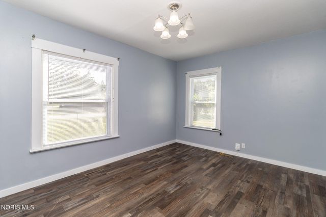 6637 Convent Boulevard, Sylvania, OH 43560