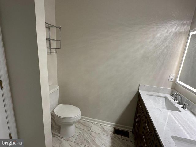 8725 SPRING BROOK WAY, Odenton, MD 21113