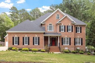 10108 Clairbourne Place, Raleigh, NC 27615