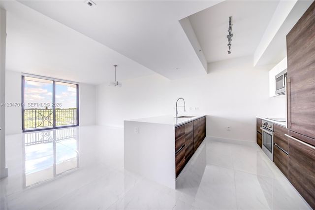 301 Altara Ave 733, Coral Gables, FL 33146