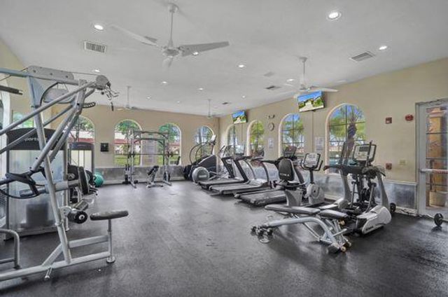 3206 TURTLE Cove, West Palm Beach, FL 33411