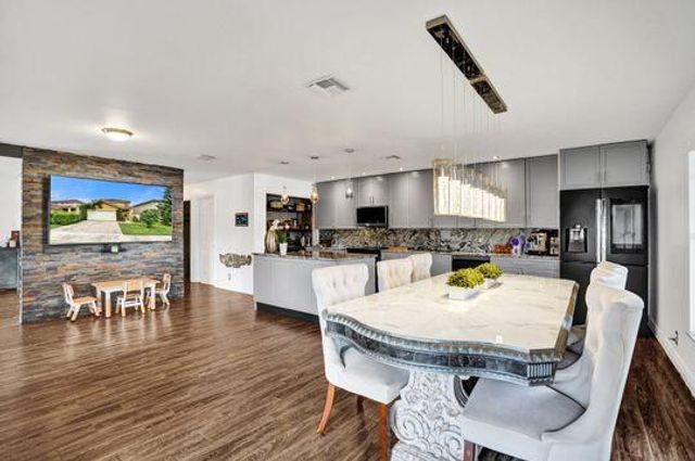 3206 TURTLE Cove, West Palm Beach, FL 33411