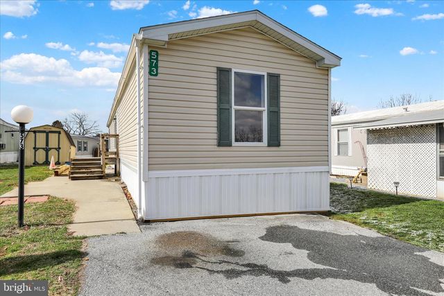 573 PALM CITY PARK PARK, Annville, PA 17003