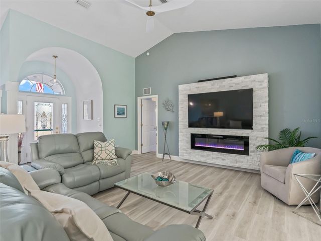 5016 NW 18TH STREET, Ocala, FL 34482