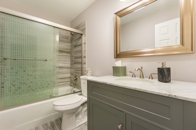 1280 Rudolph Road 4K, Northbrook, IL 60062