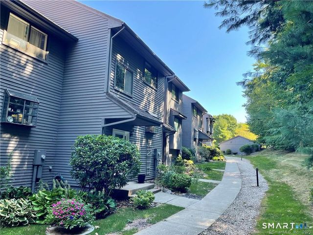 266 Conestoga Way 266, Glastonbury, CT 06033
