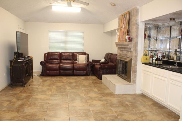 11303 Windmark Drive, Houston, TX 77099