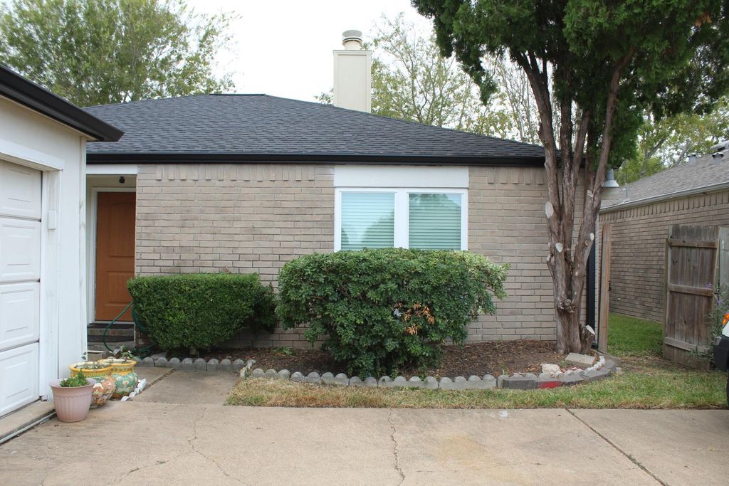 11303 Windmark Drive, Houston, TX 77099
