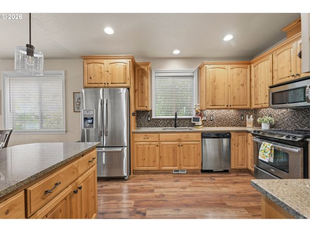 14724 SASSAFRAS Way, Oregon City, OR 97045