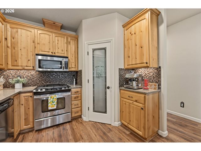 14724 SASSAFRAS Way, Oregon City, OR 97045