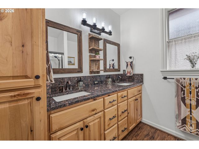 14724 SASSAFRAS Way, Oregon City, OR 97045