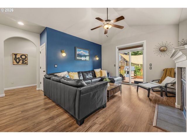14724 SASSAFRAS Way, Oregon City, OR 97045