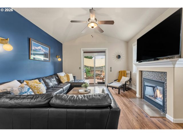 14724 SASSAFRAS Way, Oregon City, OR 97045
