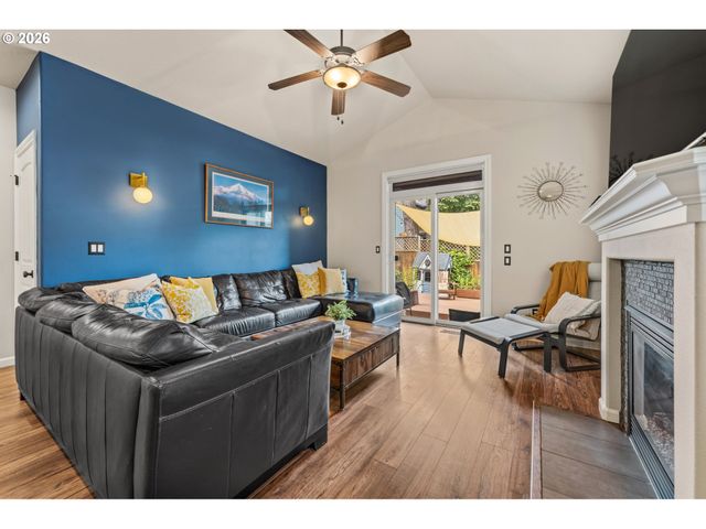 14724 SASSAFRAS Way, Oregon City, OR 97045